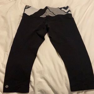 Lululemon Wunder Under reversible Crop Leggings